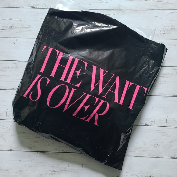 NWT GORGEOUS Blue RUCHED Twist Front Mini Dress - Picture 14 of 14